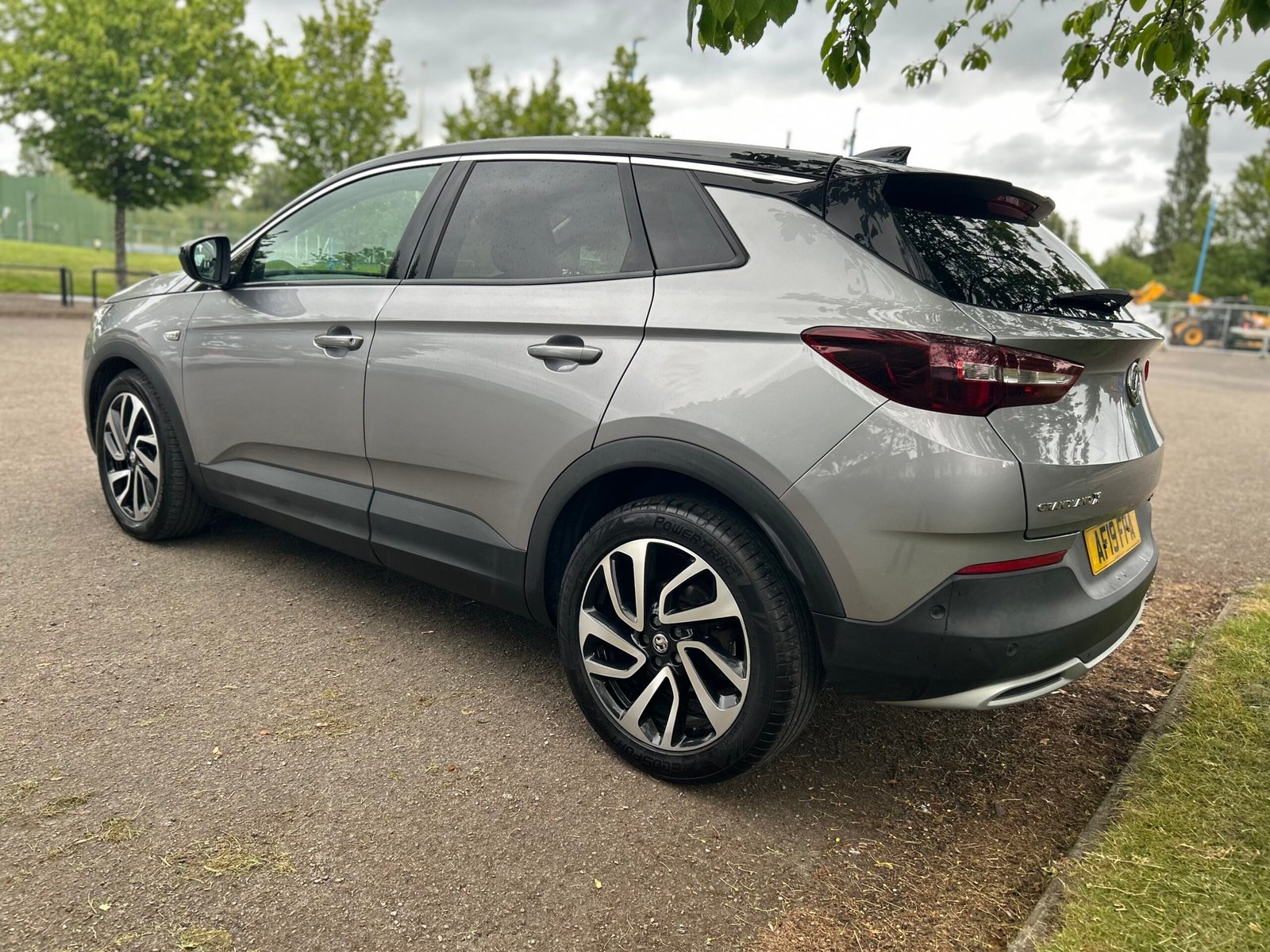 VAUXHALL GRANDLAND X